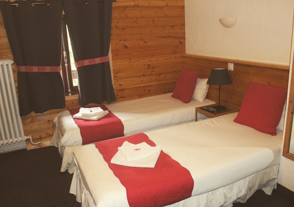 Hotel De La Valentin Лес дьо Алпс Екстериор снимка