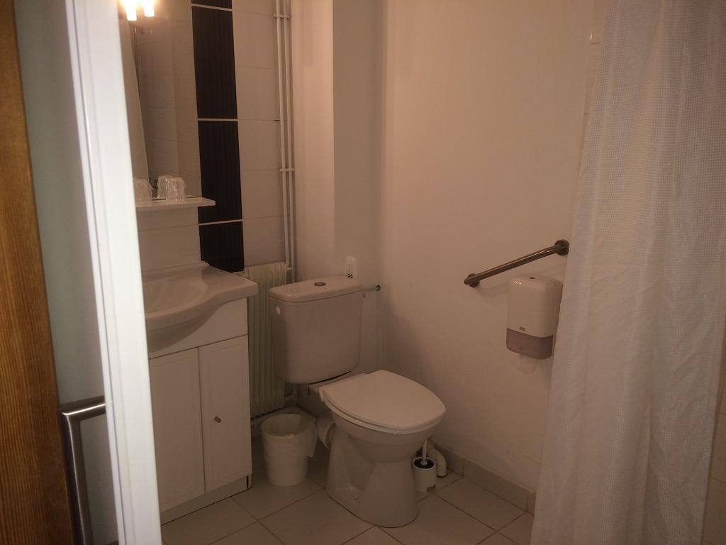 Hotel De La Valentin Лес дьо Алпс Екстериор снимка
